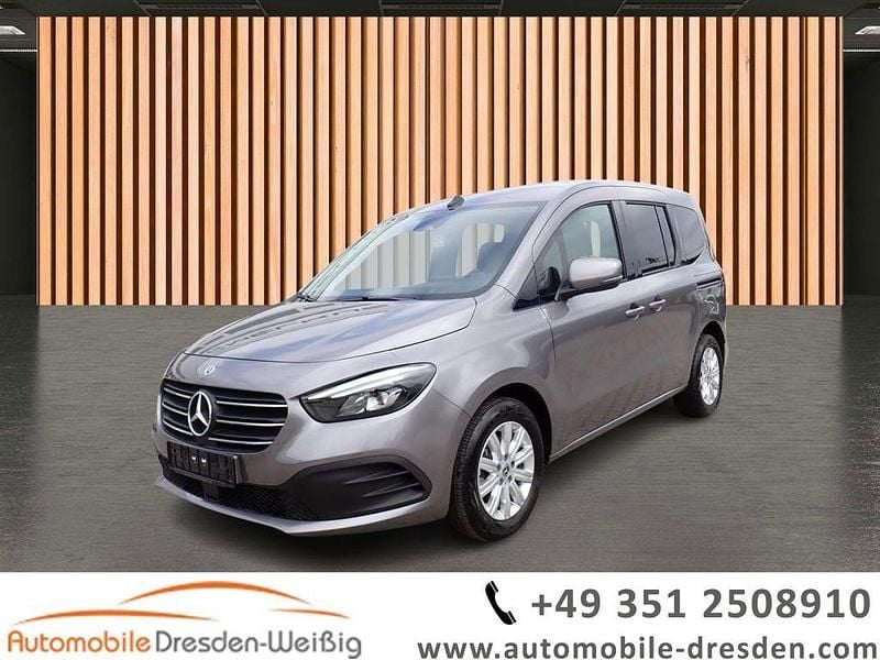 Gebraucht Mercedes T160 95 PS (69 kW) 2023 Chromitgrau metallic Van / Kleinbus