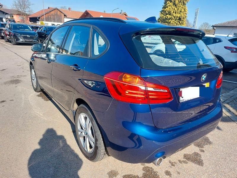 Gebraucht BMW 216 Advantage 116 PS (85 kW) 2021 Blau Kombi