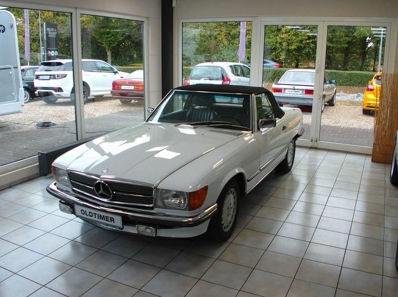 Gebraucht Mercedes 560 227 PS (166 kW) 1989 Weiß Cabrio