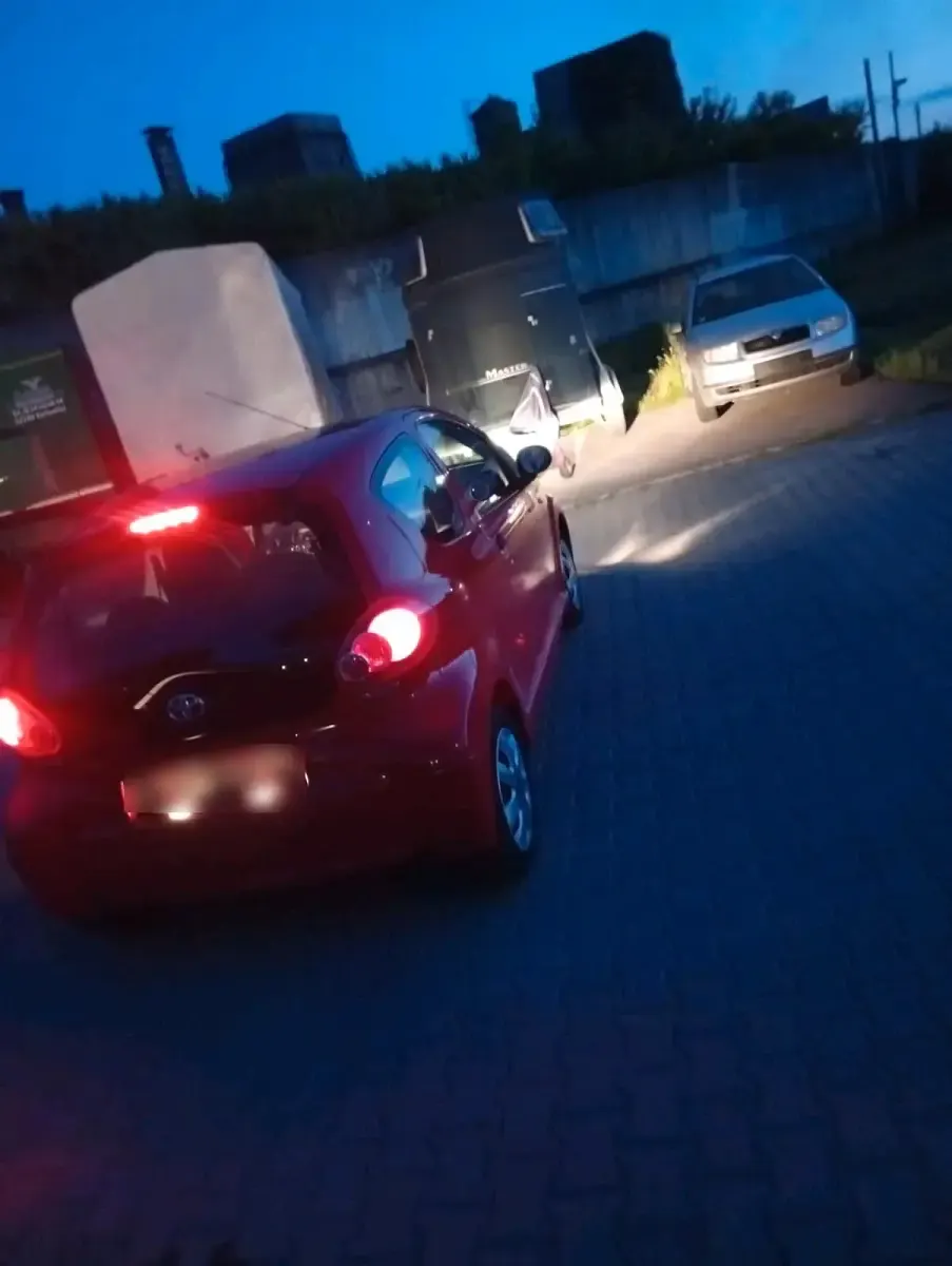 Gebraucht Toyota Aygo 68 PS (50 kW) 2010 Rot Kleinwagen