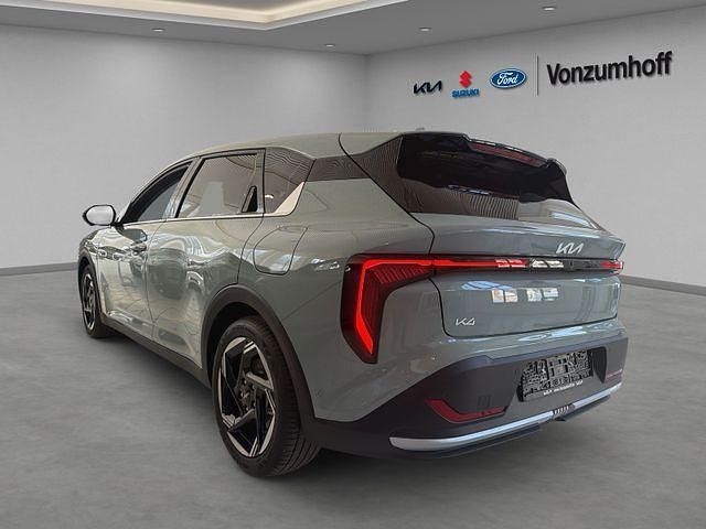 Neu Kia K4 Spirit 150 PS (110 kW) 2026 Grau Limousine