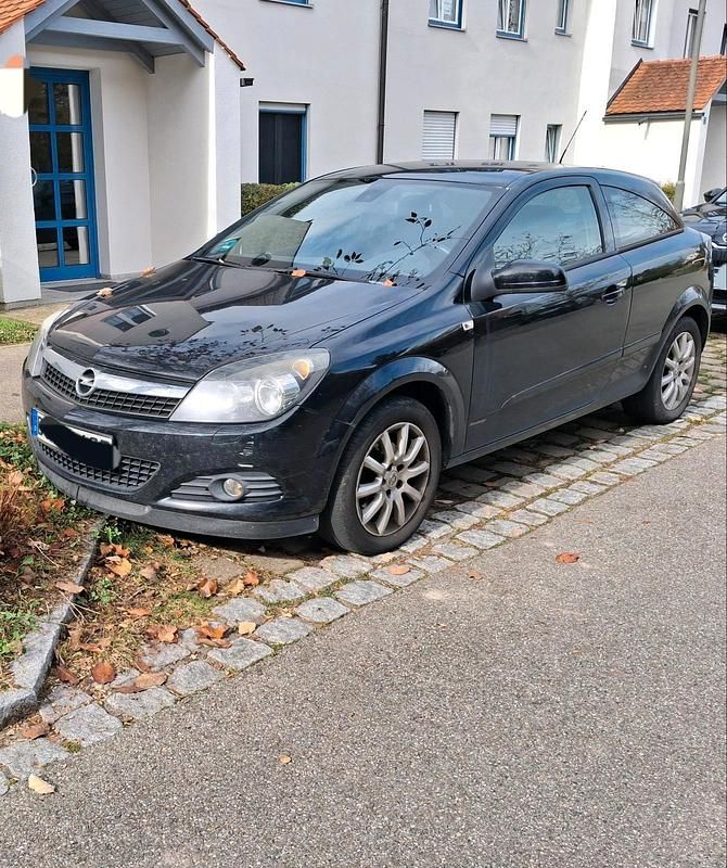 Schwarz Gebraucht 2009 Opel Astra GTC Coupé | 1.500 € (Guter Preis) - Bild 1/4
