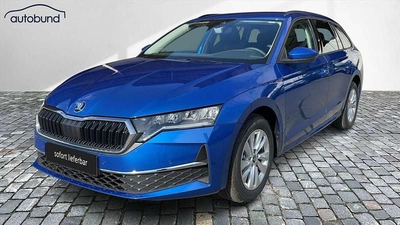 Blau / raceblau Neu 2025 Skoda Octavia Selection Kombi | 31.470 € (Superpreis) - Bild 1/4