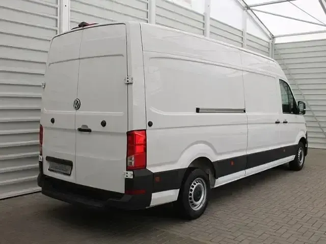 Second-hand VW Crafter 140 CP (102 kW) 2021 Alb Van