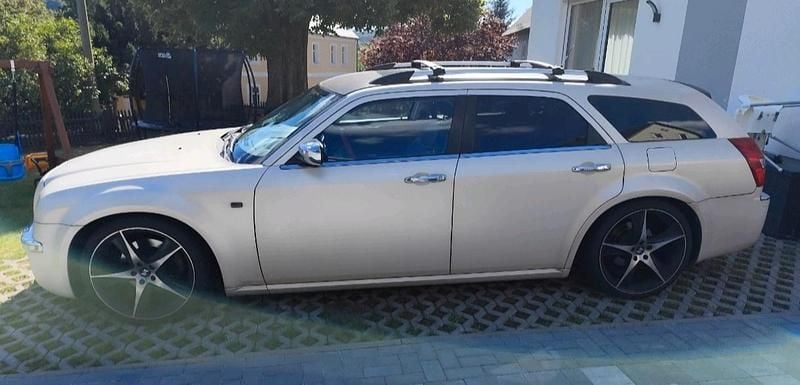Gebraucht Chrysler 300C 218 PS (160 kW) 2008 Andere farben Kombi