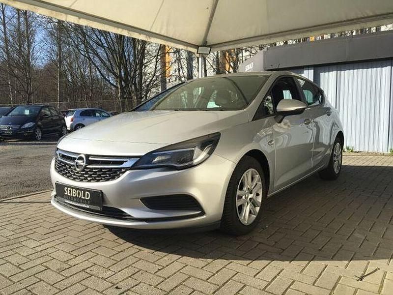 Gebraucht Opel Astra Business 150 PS (110 kW) 2019 Silber Limousine