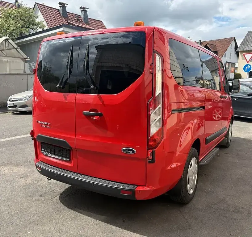 Gebraucht Ford Transit Custom Trend 105 PS (77 kW) 2021 Racerot Van / Kleinbus