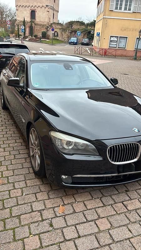 Schwarz Gebraucht 2008 BMW 730 Limousine | 9.500 € (Fairer Preis) - Bild 1/4