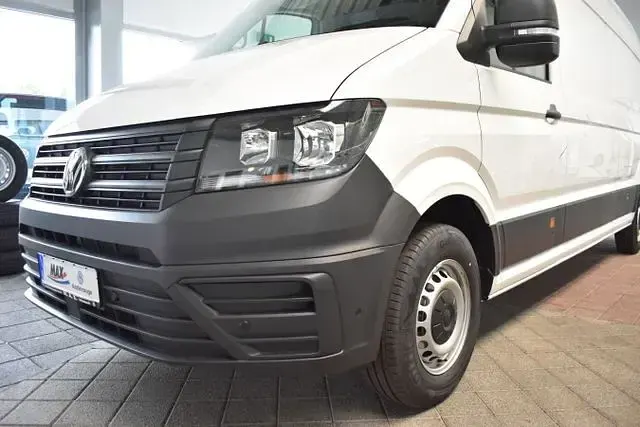 Gebraucht VW Crafter 140 PS (102 kW) 2025 Weiß Van
