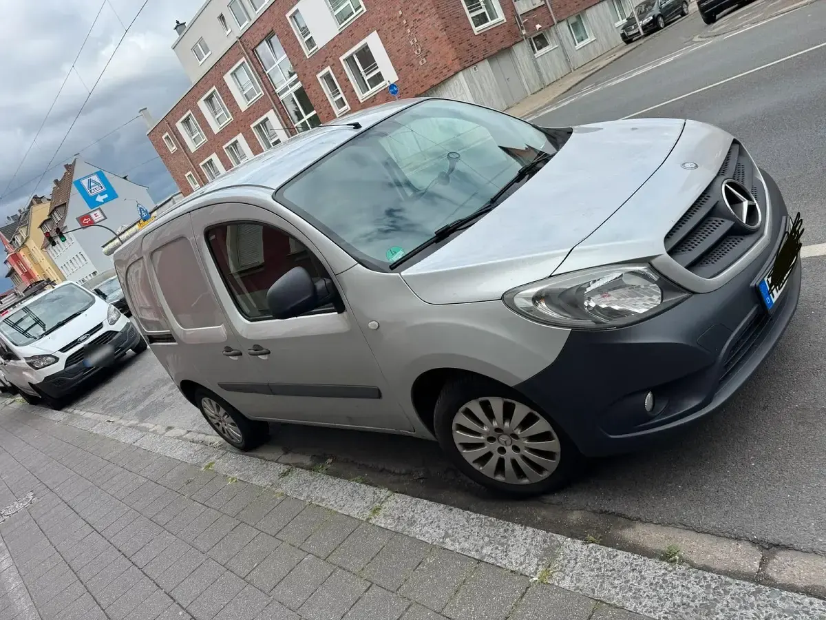 Gebraucht Mercedes Citan 109 90 PS (66 kW) 2015 Silber Van / Kleinbus