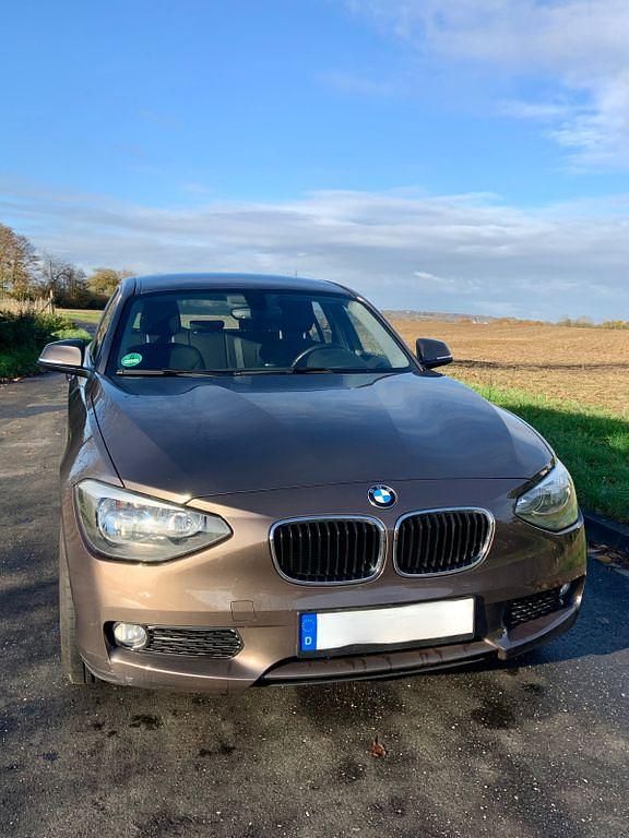 Gebraucht BMW 114 102 PS (75 kW) 2012 Braun Kleinwagen