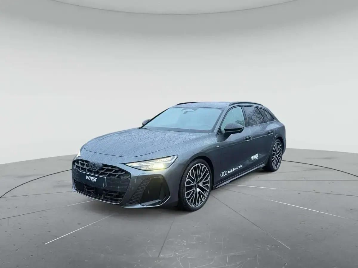 Gebraucht Audi A6 Ambiente 204 PS (150 kW) 2025 Daytonagrau perleffekt Kombi