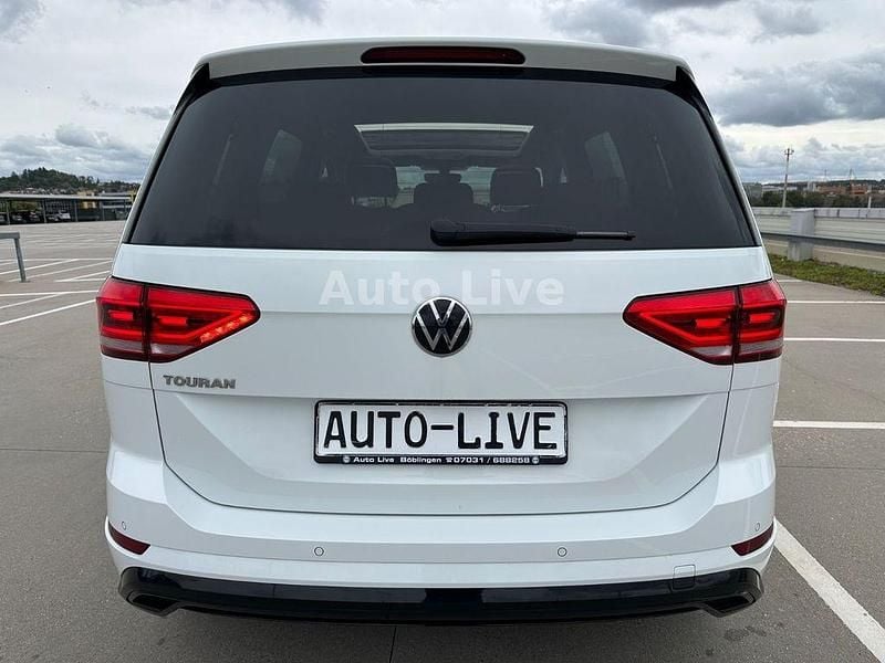 Gebraucht VW Touran R-line 122 PS (89 kW) 2021 Weiß Van / Kleinbus