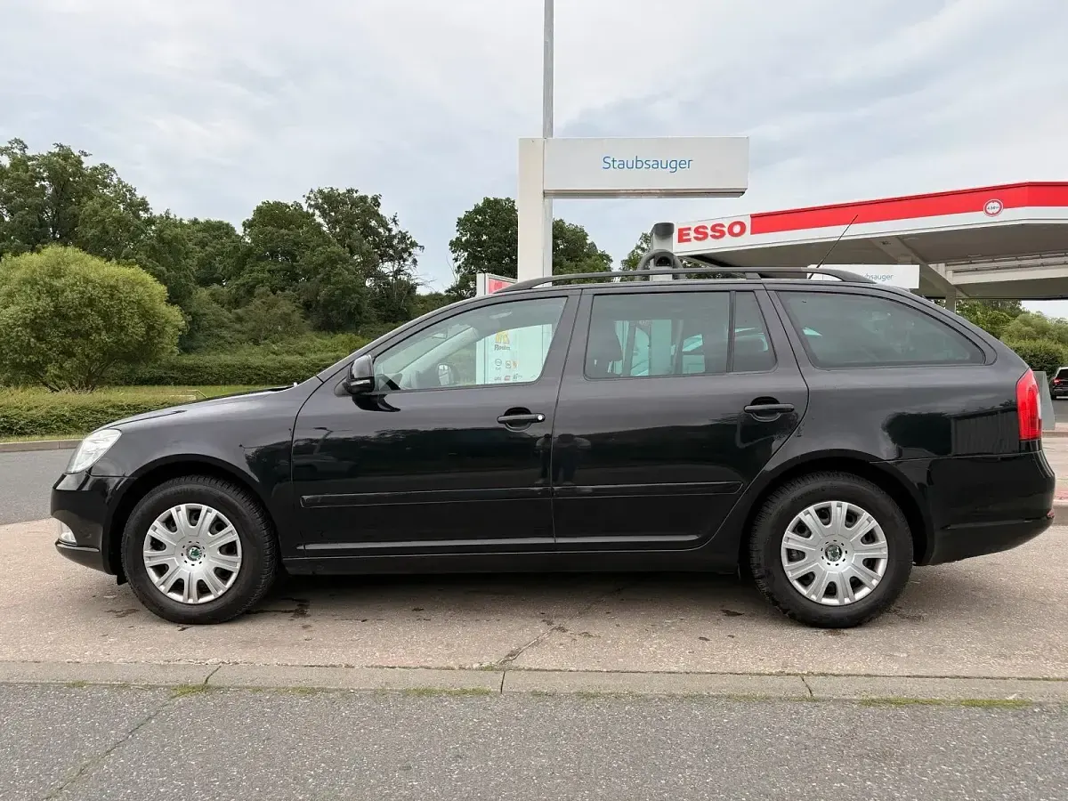 Gebraucht Skoda Octavia 80 PS (58 kW) 2009 Schwarz Kombi