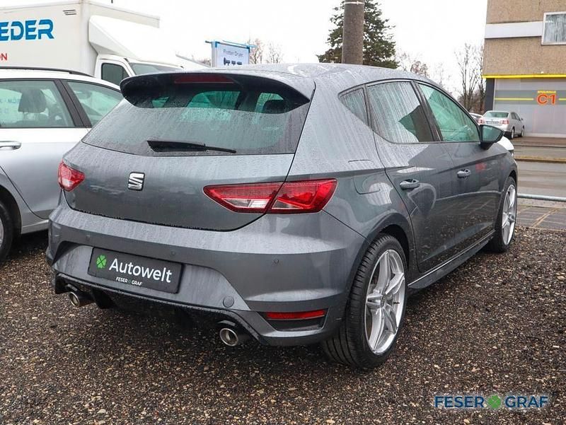 Gebraucht Seat Leon FR 184 PS (135 kW) 2016 Pirineos grau Limousine