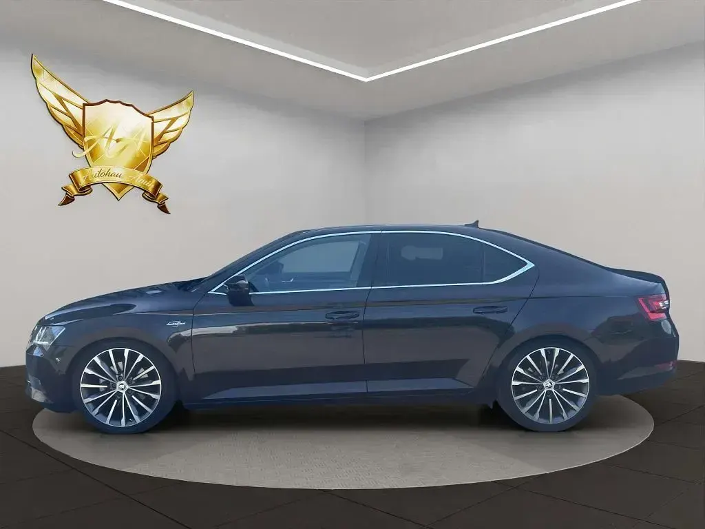 Gebraucht Skoda Superb LAURIN & KLEMENT 190 PS (139 kW) 2015 Magneticbraun metallic Limousine