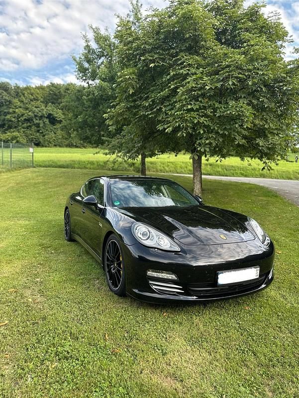 Schwarz Gebraucht 2012 Porsche Panamera Limousine | 29.000 € (Fairer Preis) - Bild 1/4