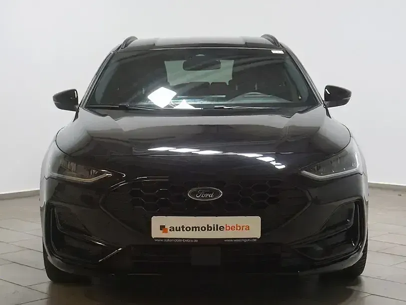 Usado Ford Focus ST-Line X 125 CV (91 kW) 2023 Negro Familiar