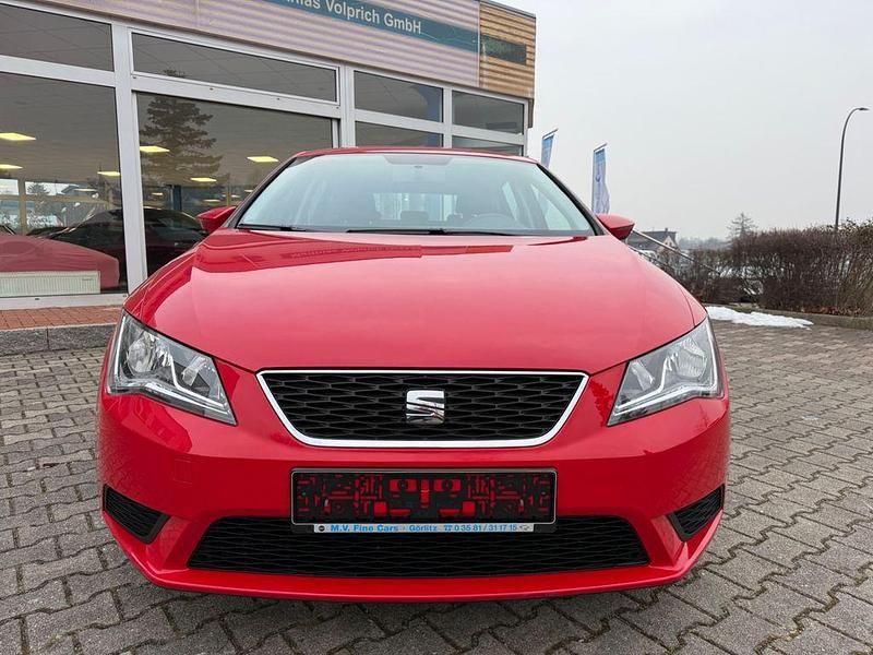 Gebraucht Seat Leon ST Reference 86 PS (63 kW) 2015 Rot Kombi