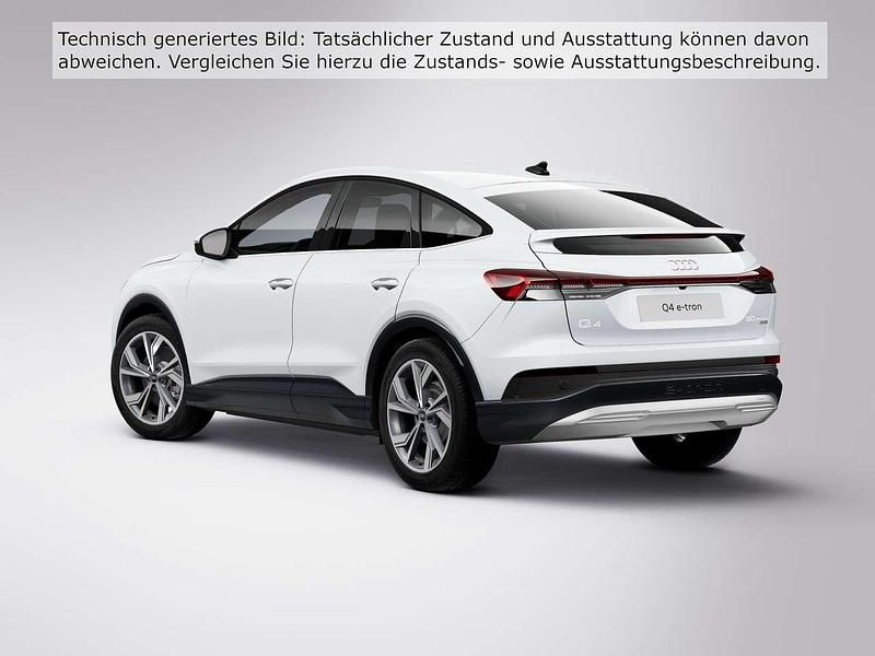 Gebraucht Audi Q4 e-tron 219 kW (299 PS) 2021 Gletscherweiß metallic SUV