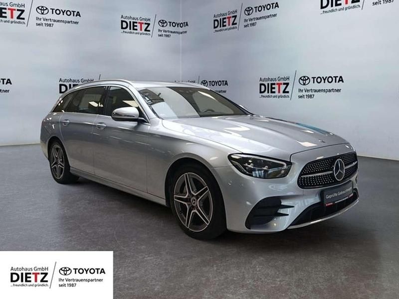 Hightech silber Gebraucht 2020 Mercedes E400 AMG Kombi | 36.770 € (Fairer Preis) - Bild 1/4