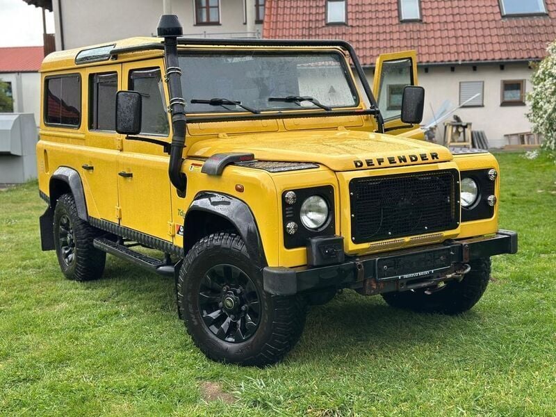Gelb Gebraucht 2004 Land Rover Defender SUV | 41.000 € - Bild 1/4