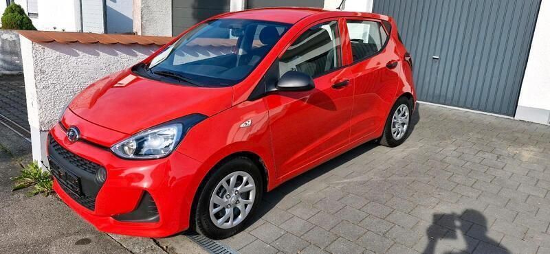 Rot Gebraucht 2018 Hyundai i10 Kleinwagen | 7.200 € (Guter Preis) - Bild 1/4