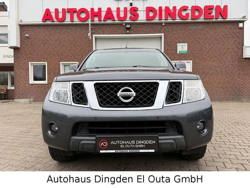 Gebraucht Nissan Navara XE 190 PS (139 kW) 2012 Grau Pickup