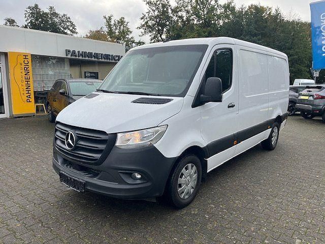 Weiß Gebraucht 2021 Mercedes Sprinter Van | 26.490 € (Fairer Preis) - Bild 1/4