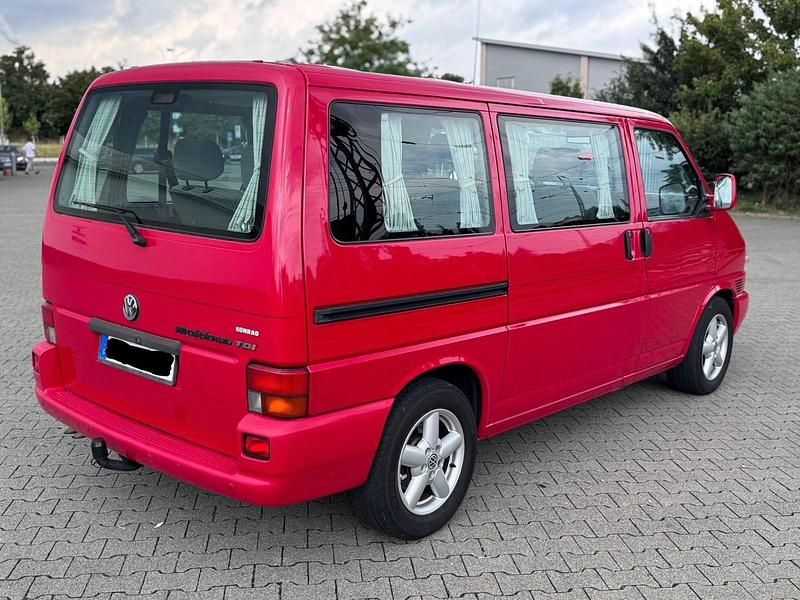 Gebraucht VW Multivan 151 PS (111 kW) 1999 Rot Van