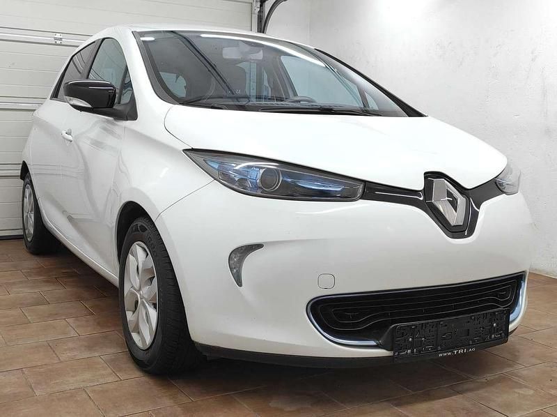 Gebraucht Renault Zoe Zen 42 kW (58 PS) 2013 Weiss "nacre" Kleinwagen