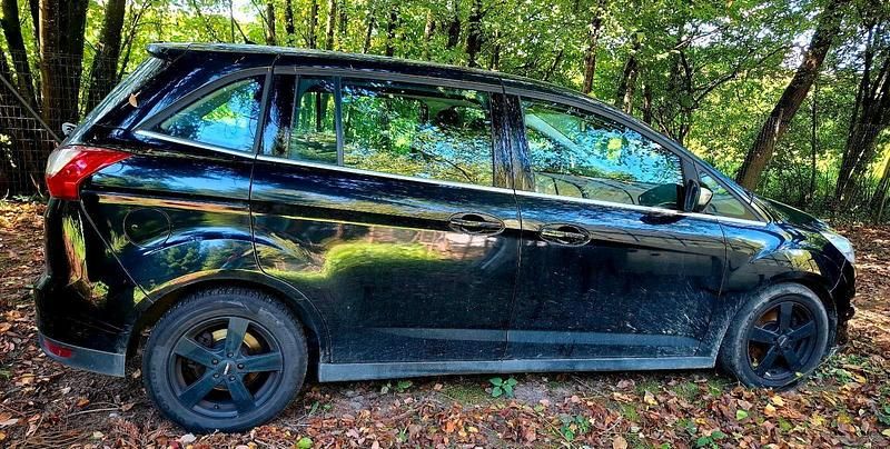 Schwarz Gebraucht 2013 Ford Grand C-Max Titanium Van / Kleinbus | 4.000 € (Superpreis) - Bild 1/4
