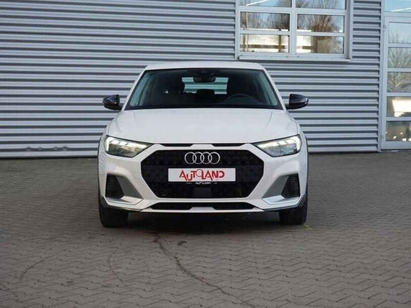 Gebraucht Audi A1 Sport 95 PS (69 kW) 2023 Weiß SUV
