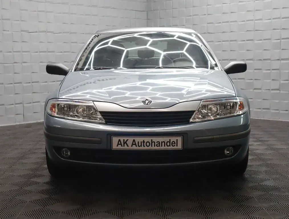 Gebraucht Renault Laguna II Privilege 120 PS (88 kW) 2005 Blau Limousine