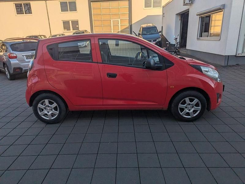 Gebraucht Chevrolet Spark 68 PS (50 kW) 2010 Rot Kleinwagen