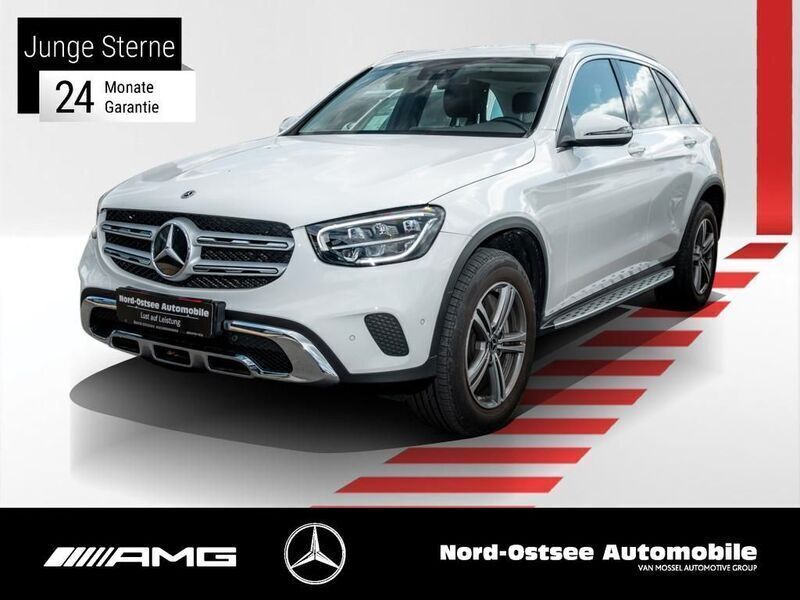 Weiß Gebraucht 2022 Mercedes GLC300e SUV | 33.490 € (Fairer Preis) - Bild 1/4