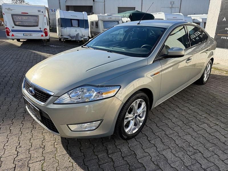 Gold Gebraucht 2009 Ford Mondeo Trend Limousine | 5.800 € (Etwas zu teuer) - Bild 1/4
