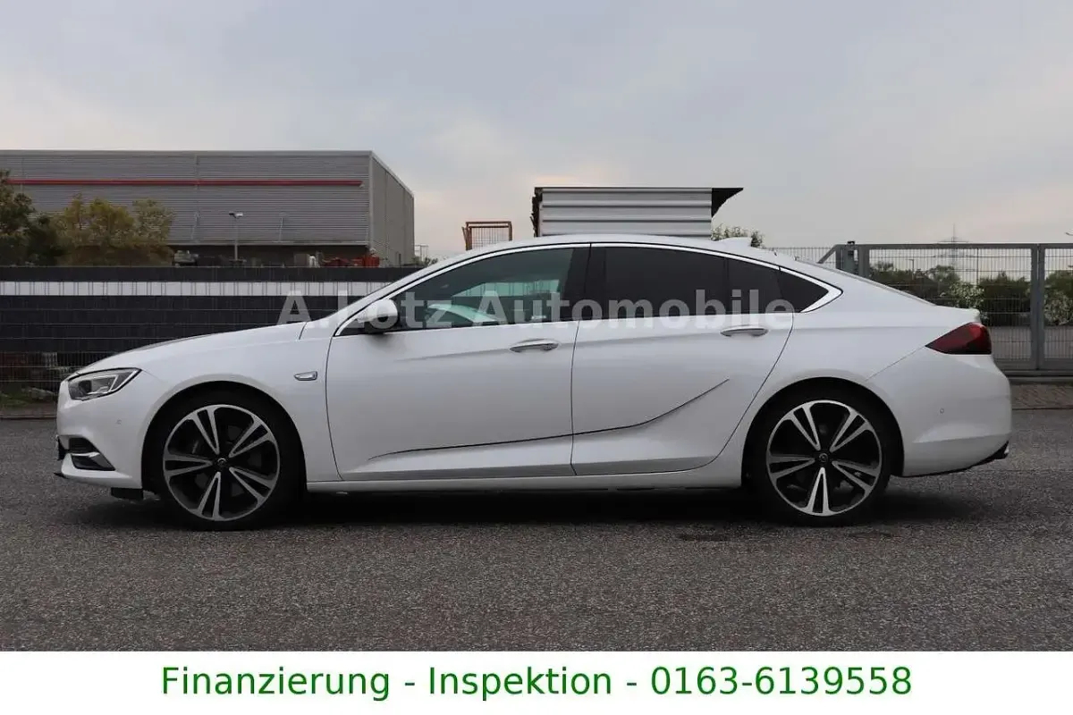 Gebraucht Opel Insignia Innovation 260 PS (191 kW) 2017 Weiß Limousine