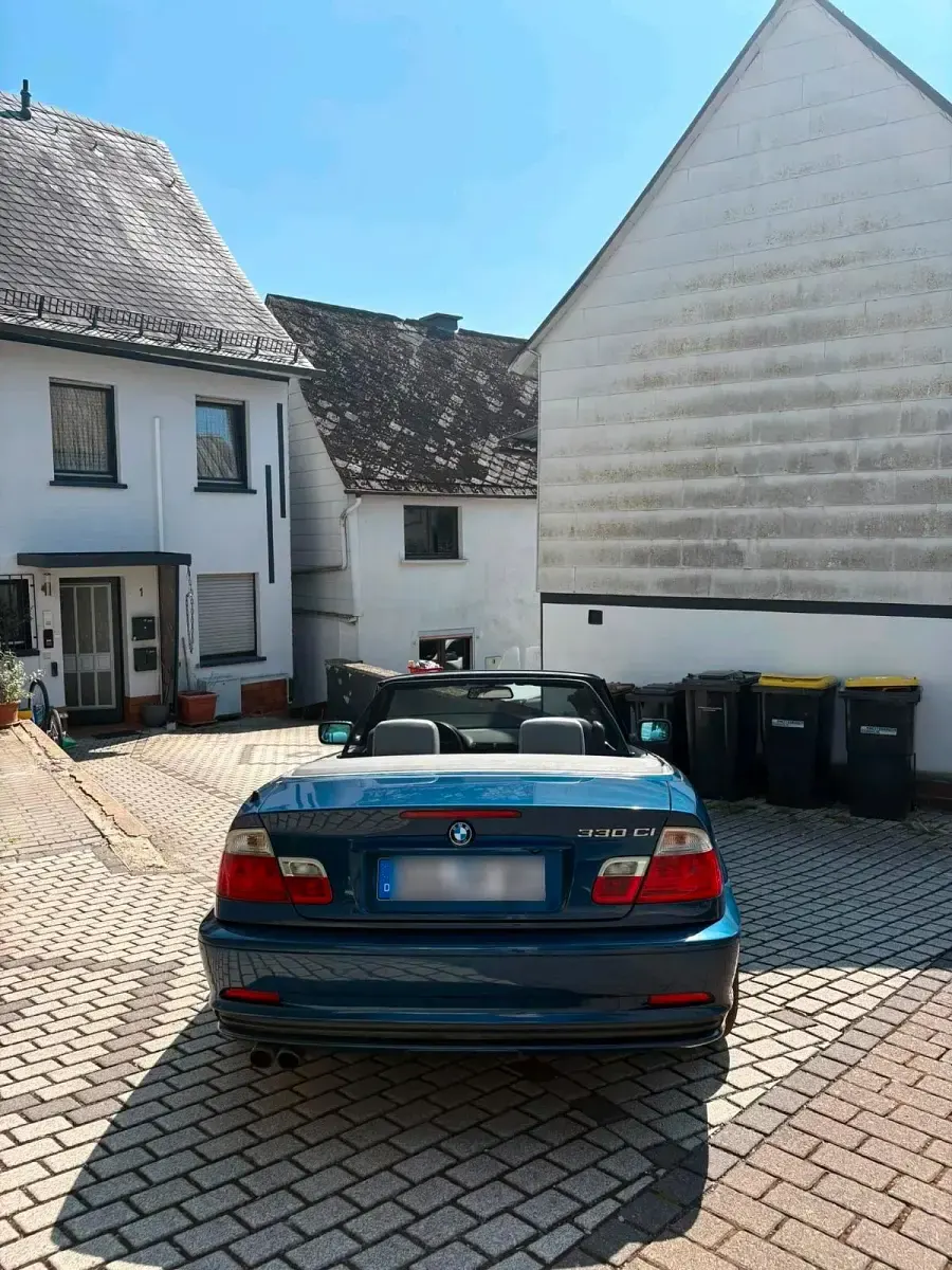 Gebraucht BMW 330 Cabriolet 231 PS (169 kW) 2001 Blau Cabrio