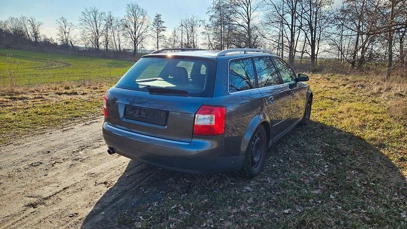 Gebraucht Audi A4 131 PS (96 kW) 2003 Grau Kombi
