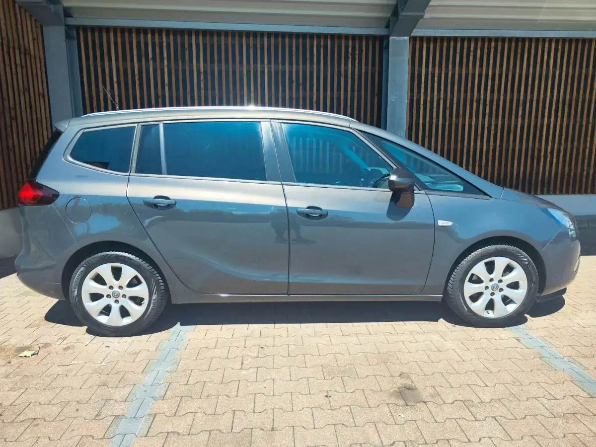 Gebraucht Opel Zafira Tourer 140 PS (102 kW) 2015 Grau Van / Kleinbus
