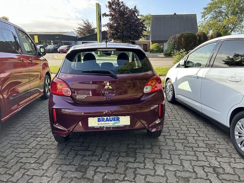 Bordeauxrot (p) Gebraucht 2025 Mitsubishi Space Star Select Limousine | 13.750 € (Fairer Preis) - Bild 1/2