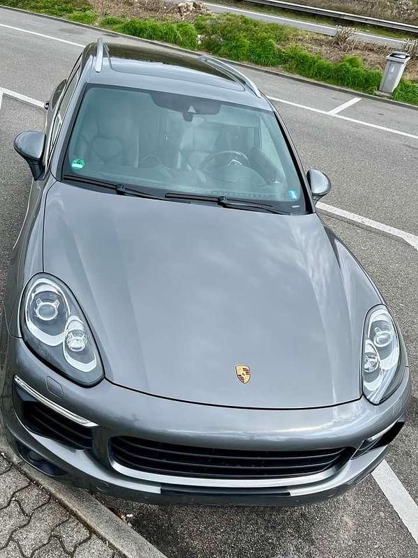 Gebraucht Porsche Cayenne 262 PS (192 kW) 2016 Grau SUV