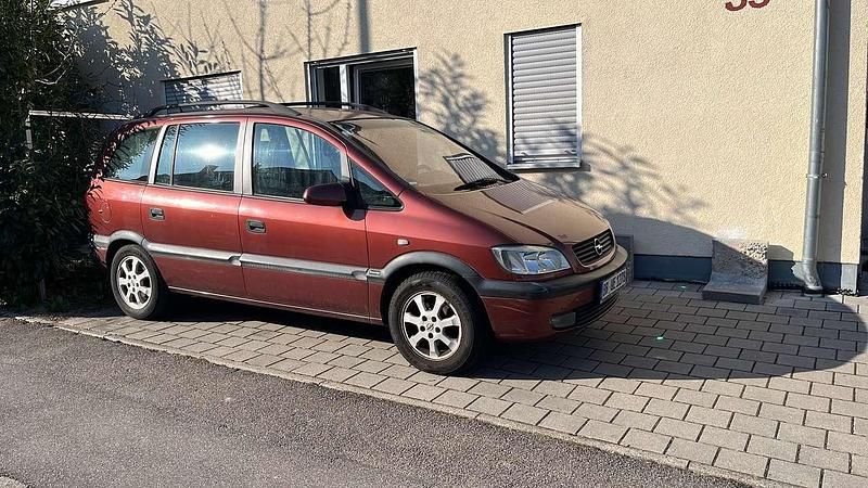 Gebraucht Opel Zafira Comfort 101 PS (74 kW) 2001 Braun Van / Kleinbus