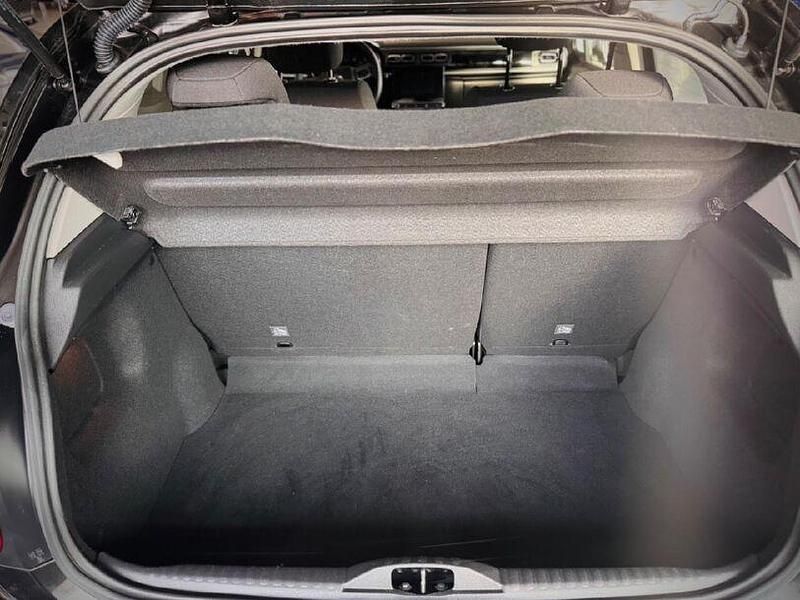 Gebraucht Citroën C3 Shine 82 PS (60 kW) 2023 Schwarz Kleinwagen