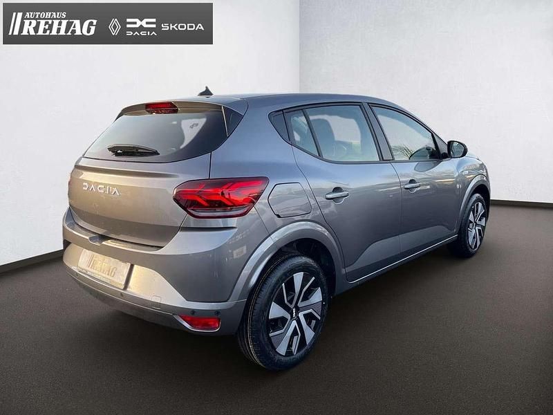 Neu Dacia Sandero Expression 91 PS (66 kW) 2025 Dolomitgrau Limousine