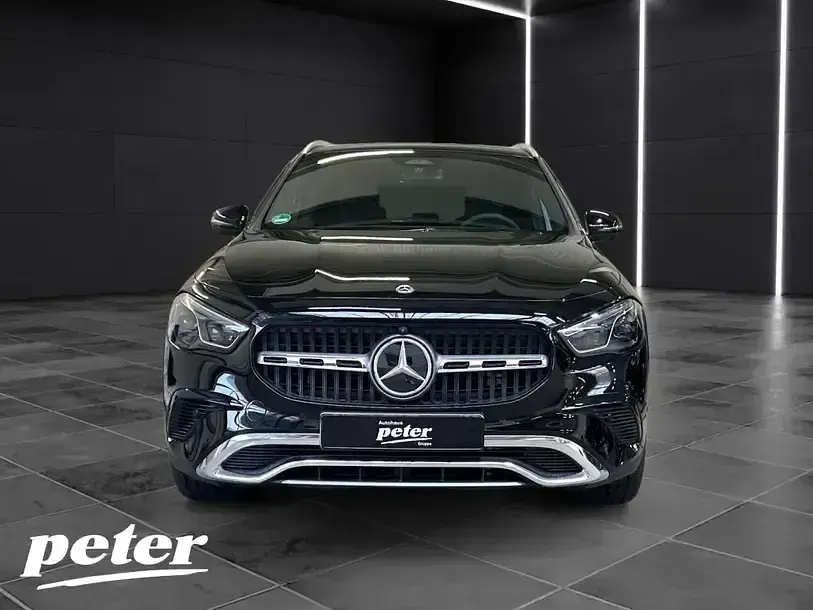 Gebraucht Mercedes GLA200 Advanced 150 PS (110 kW) 2026 Unilack nachtschwarz SUV