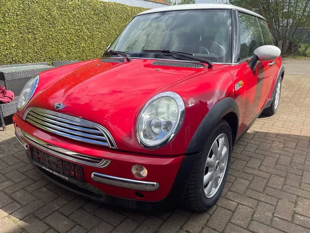 Käytetty Mini Cooper Chili 116 HP (85 kW) 2002 Punainen Viistoperä