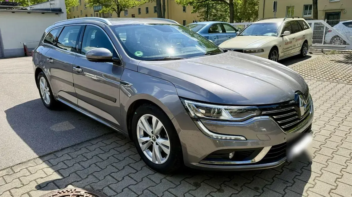 Gebraucht Renault Talisman GrandTour Life 131 PS (96 kW) 2018 Grau Kombi