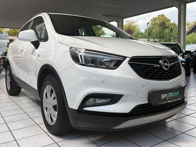 Weiß Gebraucht 2017 Opel Mokka X Edition SUV | 12.490 € (Fairer Preis) - Bild 1/4